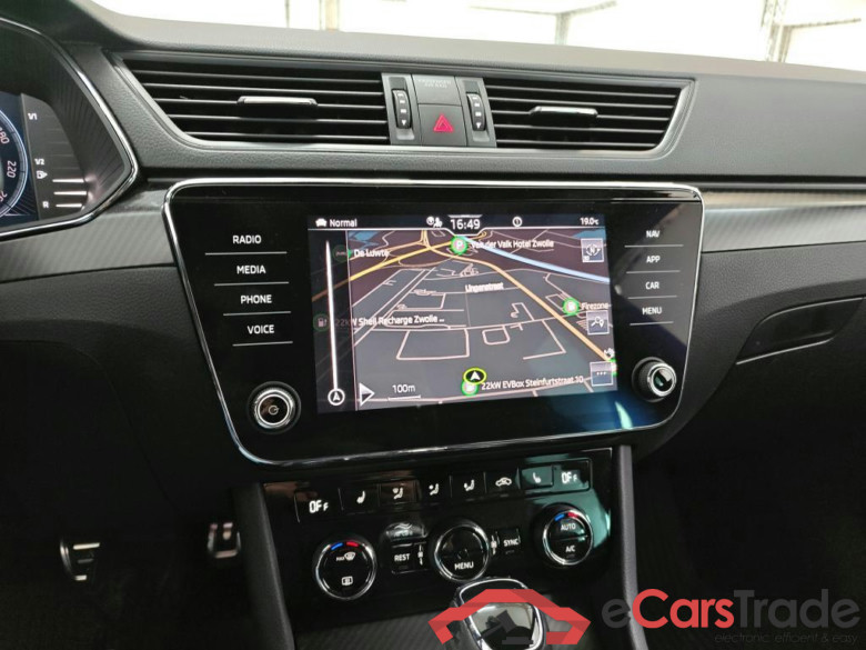 SKODA Superb Combi 110 kW #3