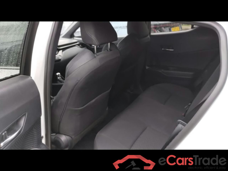 TOYOTA C-HR 1.8 Hybrid Style #5