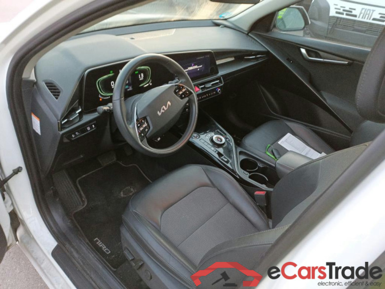 KIA Niro / 2022 / 5P / crossover 1.6 GDi HEV 104kW (141CV) Drive #3