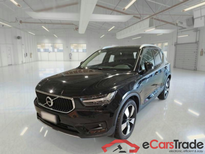 VOLVO XC40 / 2017 / 5P / SUV T3 AUTOMATICO MOMENTUM PRO