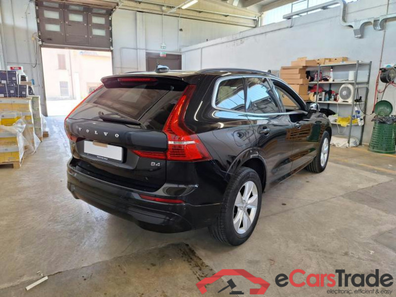 VOLVO XC60 / 2021 / 5P / SUV B4 D AUTOMATICO CORE #2