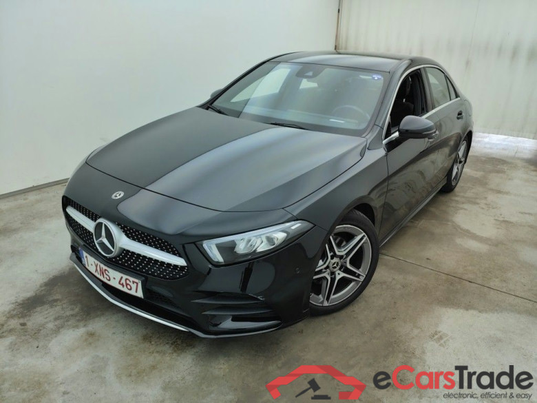 Mercedes-Benz A-Klasse Limousine A 180 d DCT Business Solution 4d #1