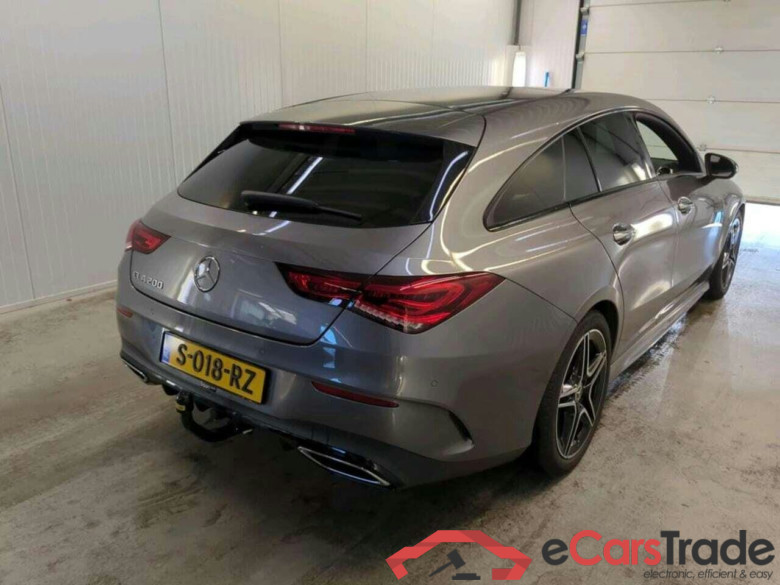 MERCEDES-BENZ CLA-klasse Shooting Brake 200 AMG Line #2