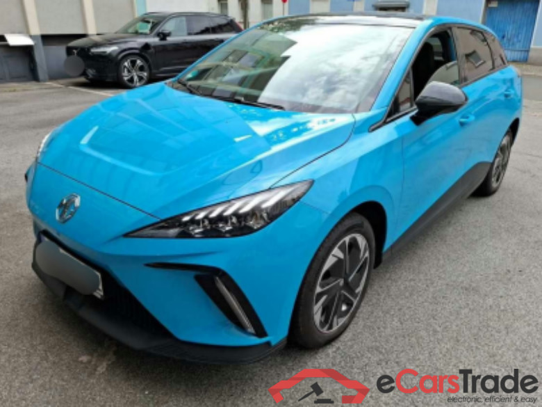 MG MG4 Luxury 5d 150kW