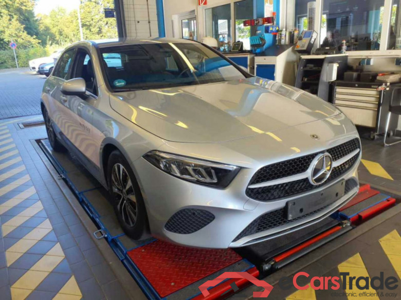 Mercedes-Benz A (BM 177)(03.2018->) DE - LimS5 A 200 EU6e, (Facelift) 2024 - 2026 #1