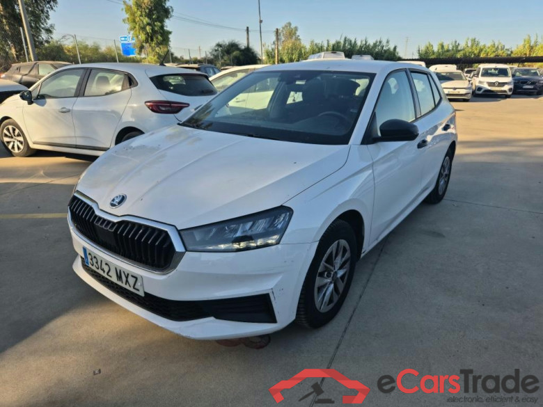 Fabia Essence 1.0 TSI 95CV MT5 6E #1