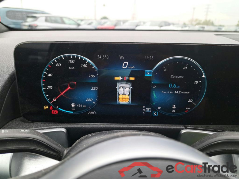 MERCEDES-BENZ GLB / 2019 / 5P / todoterreno 2.0 GLB 200 D DCT 110KW (150CV) #4