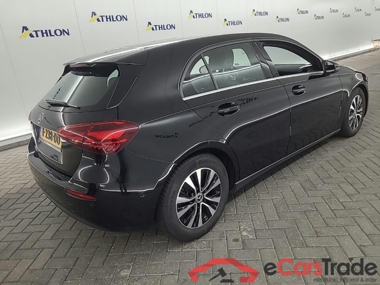 MERCEDES-BENZ A-klasse A 180 DCT Business Line 5D 100kW #3