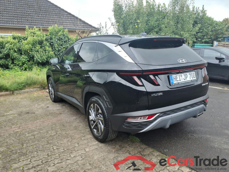 HYUNDAI Tucson  #4