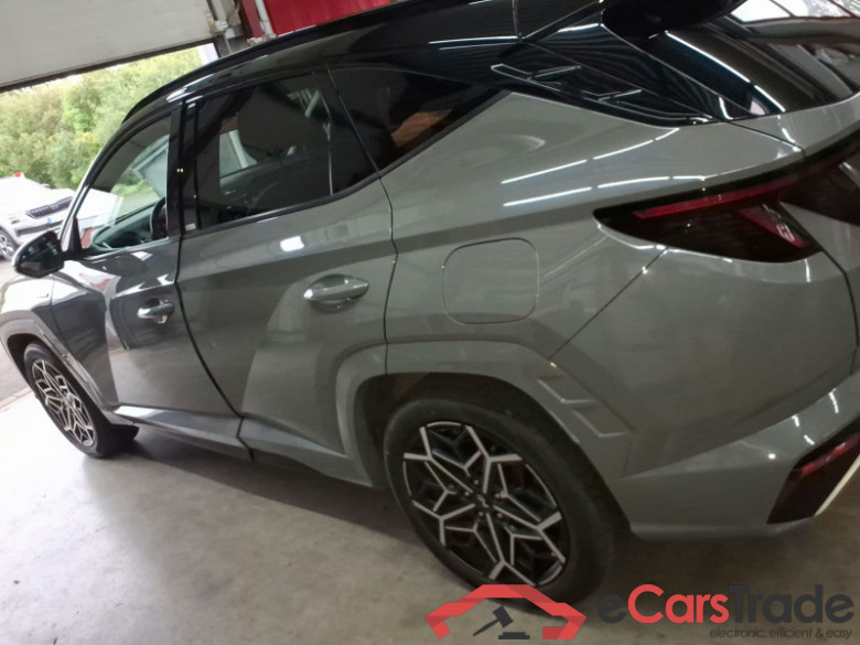 HYUNDAI Tucson  #4