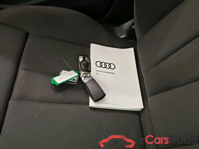 Audi A4 Avant 35 TFSI S tronic Launch edition Business 5d + Assistentiepakket #4