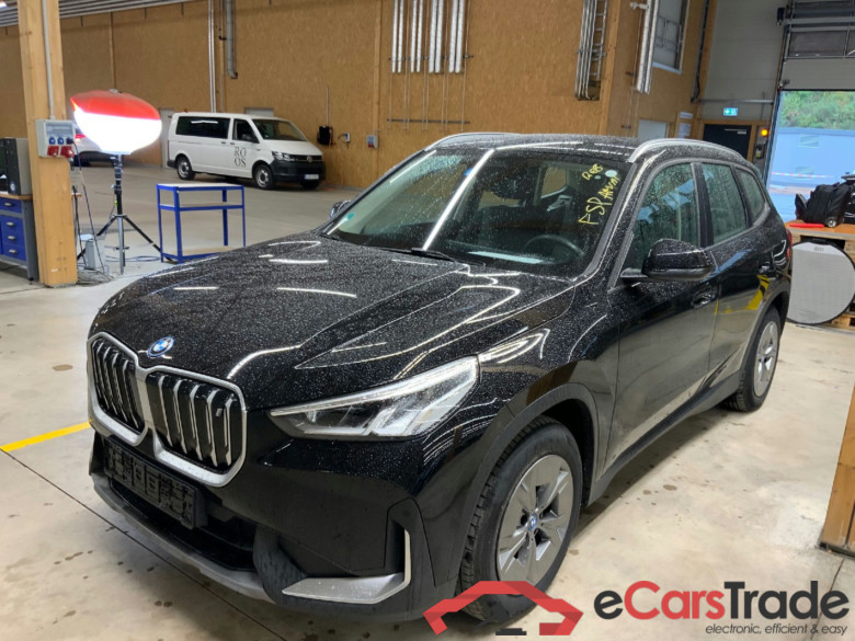 Baureihe iX1 30 xDrive 64kWh