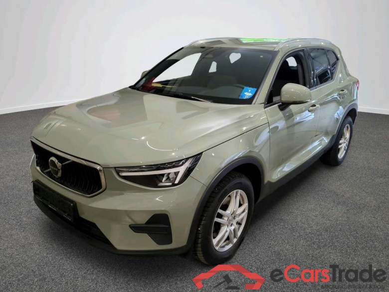 XC40 Core 2WD 2.0 120KW AT7 E6d #1