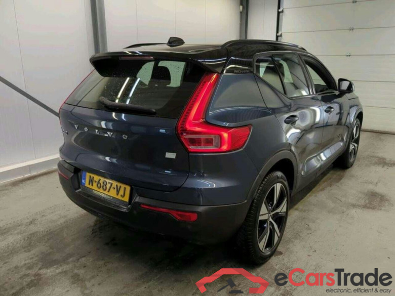 VOLVO XC40 Recharge Plus #2