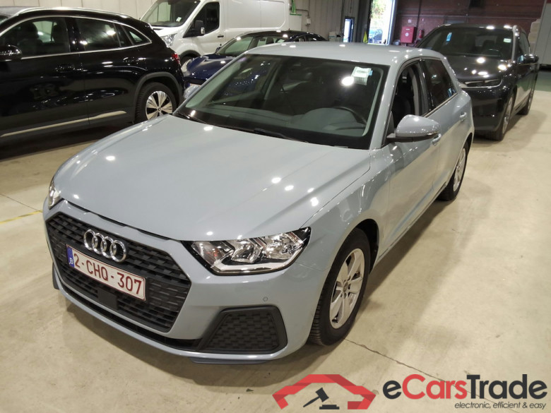 AUDI A1 1.0 25 TFSI ATTRACTION