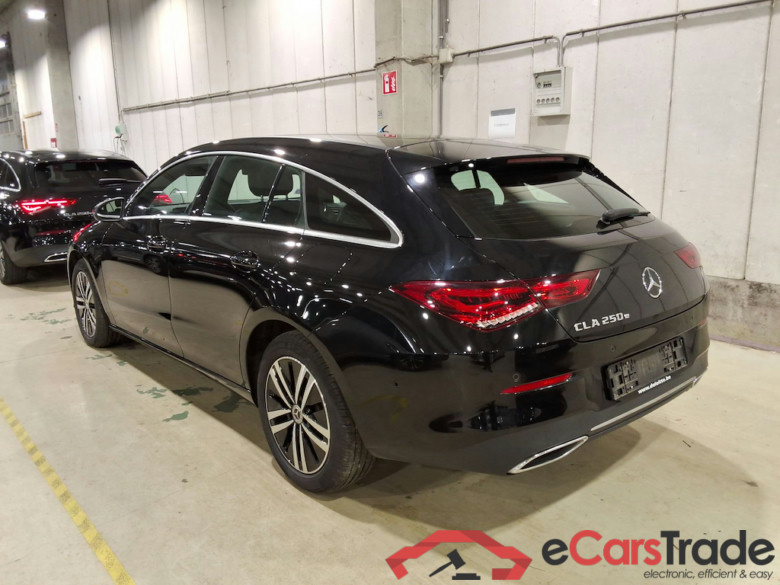 MERCEDES-BENZ CLA - Klasse 1.3 CLA 250 E BUSINESS SOLUTION DCT #2