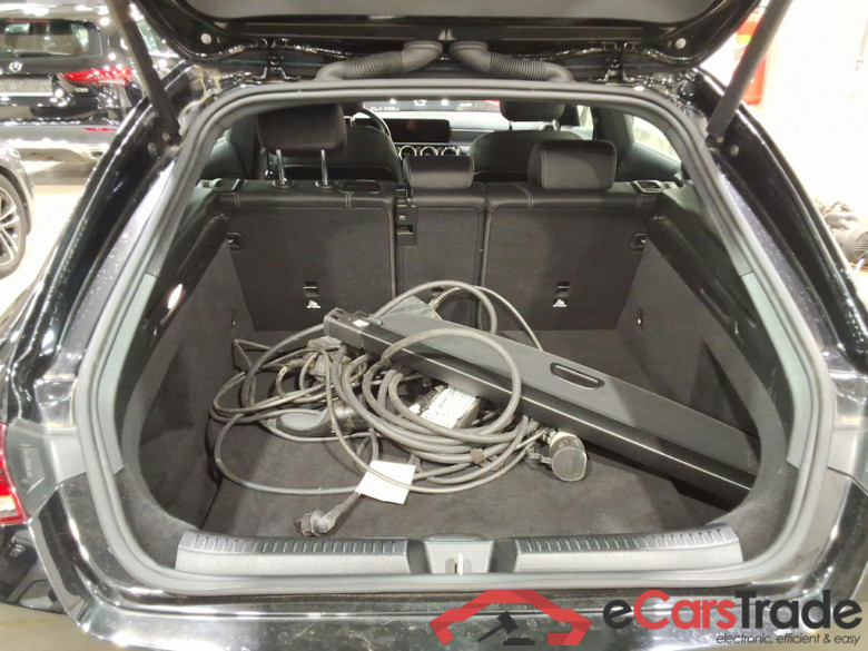 MERCEDES-BENZ CLA - Klasse 1.3 CLA 250 E BUSINESS SOLUTION DCT #3