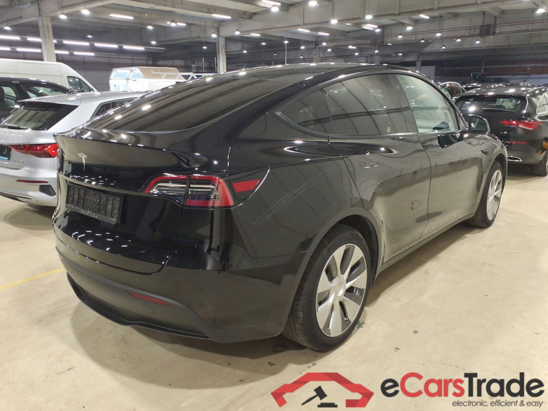 TESLA MODEL Y BEV AUTO RWD #4