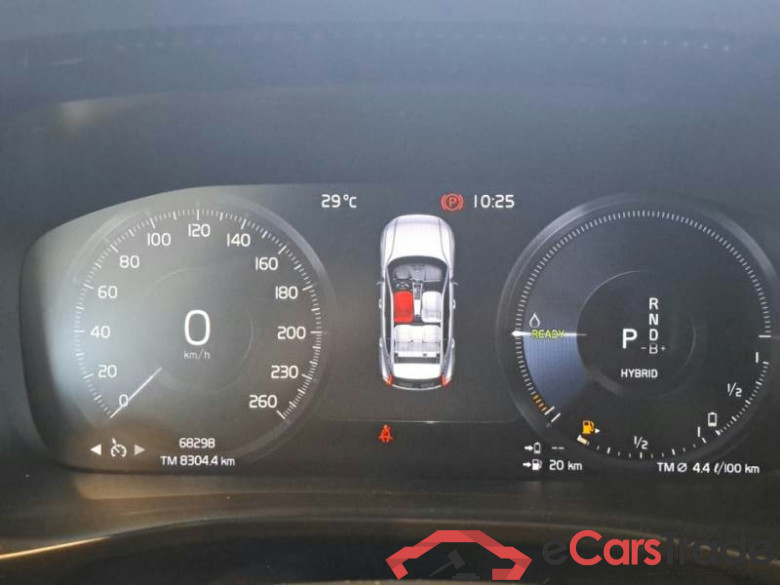 VOLVO XC40 / 2017 / 5P / SUV T5 PLUG-IN HYBRID AUTO RECH INSCRIP EXPR #4