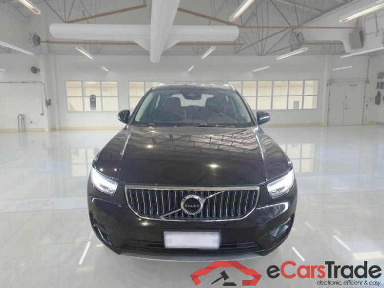 VOLVO XC40 / 2017 / 5P / SUV T5 PLUG-IN HYBRID AUTO RECH INSCRIP EXPR #6