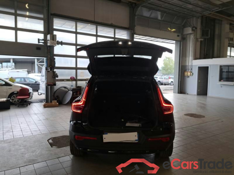 VOLVO XC40 / 2021 / 5P / SUV SINGLE MOTOR EXTENDED RANGE CORE #5
