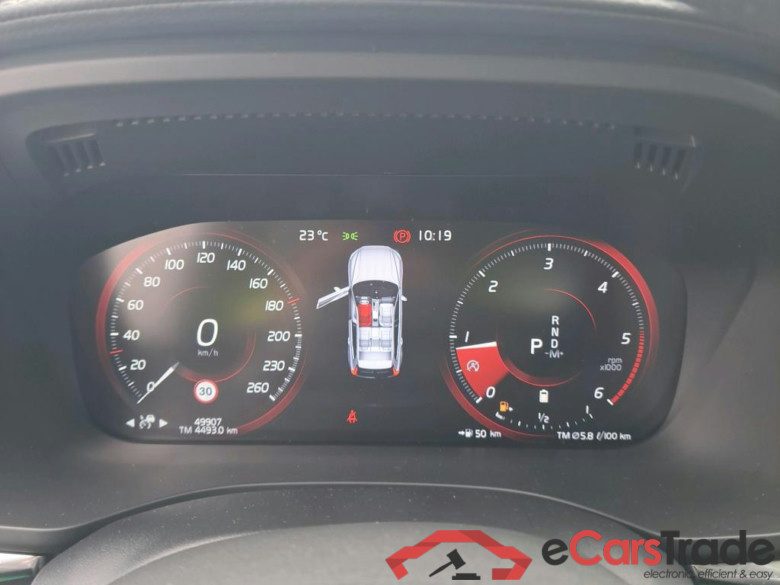 VOLVO XC60 / 2017 / 5P / todoterreno 2.0 B4 D Inscription Auto #4