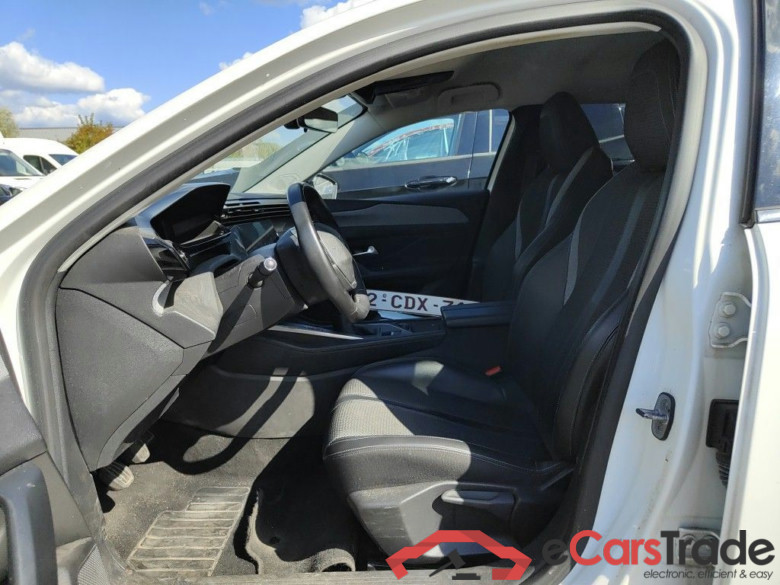 Peugeot 308 SW 1.5 BlueHDi 130 S&S Allure 5d !! technical issues !!! #3