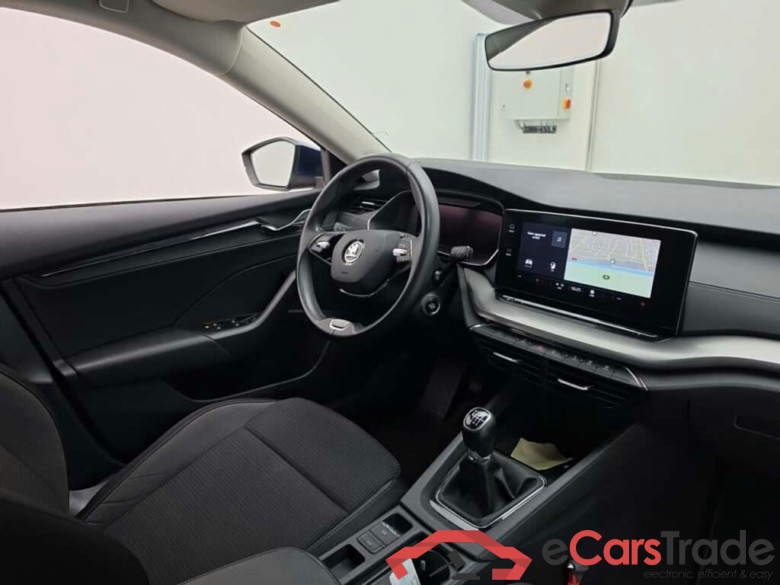 SKODA Octavia 1.0 TSI Ambition #3