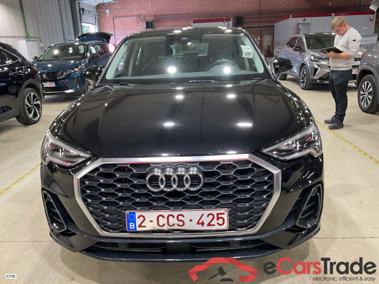 AUDI Q3 Sportback 1.4 45 TFSI E S TRONIC #2