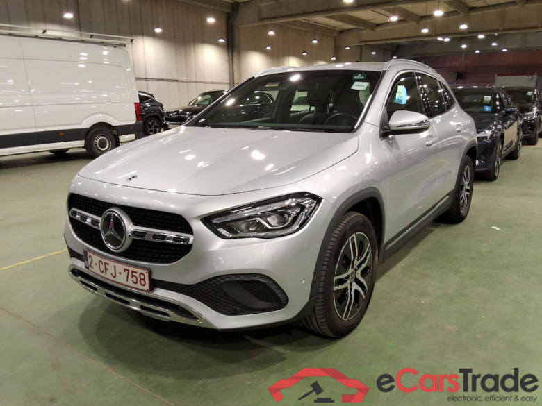 MERCEDES-BENZ GLA 2.0 GLA 200 D DCT BUSINESS SOLUTION
