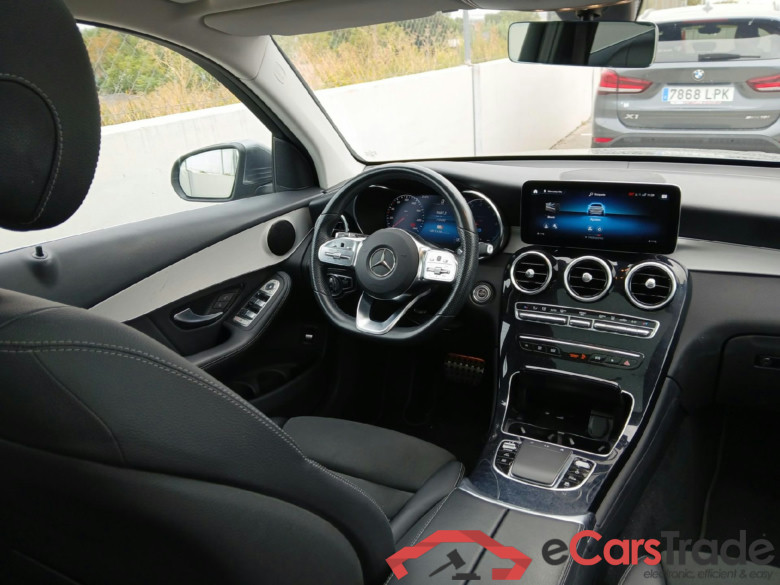 MERCEDES-BENZ Clase GLC / 2019 / 5P / todoterreno GLC 300 de 4MATIC #3