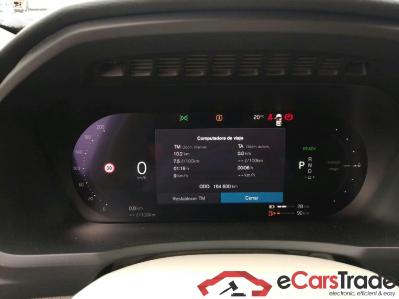 VOLVO XC90 / 2019 / 5P / todoterreno 2.0 T8 AWD Core Recharge Auto #4
