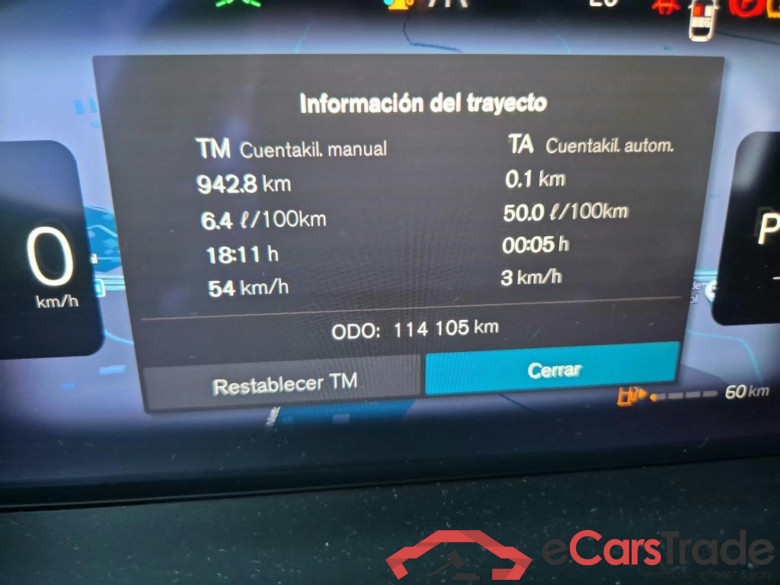 VOLVO XC60 / 2017 / 5P / todoterreno 2.0 B4 D Momentum Pro Auto #5