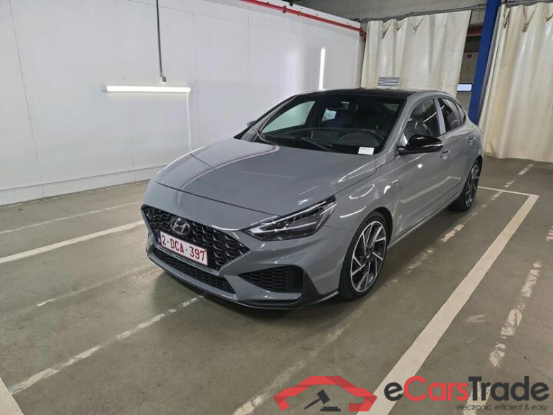 Hyundai I30 FASTBACK i30 Fastback 1.5 T-GDi Sky DCT (Mild Hybrid) 118kW/160pk  5D/P Auto-7