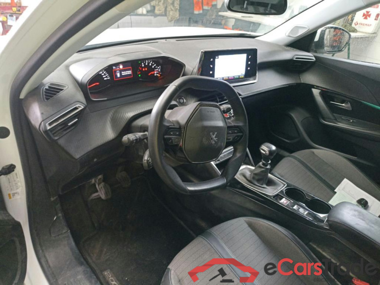 PEUGEOT 2008 / 2019 / 5P / todoterreno Allure Pack BlueHDI 81kW (110CV) (AC) #3