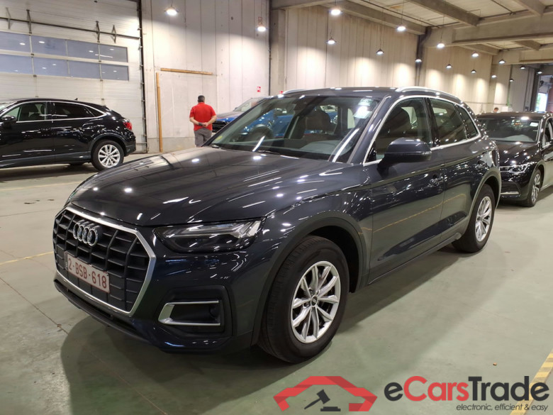 AUDI Q5 2.0 30 TDI S TRONIC BUS. ED. ATTRACTION #1
