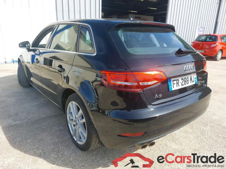 AUDI A3 Sportback / 2016 / 5P / Berline 35 TFSI 150 COD S TRONIC BUSINESS LINE #2