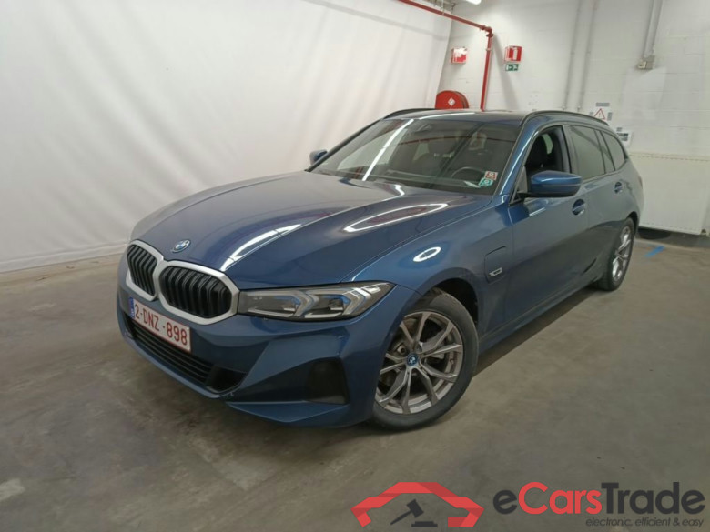 BMW 3 Reeks Touring 320e (150 kW) 5d #1