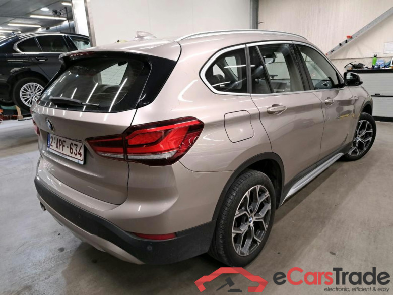 BMW - BMW X1 sDrive16dA 116PK X Line Business Edition With Heated Seats & LED & Park Assist & Rear Camera #2
