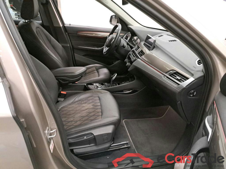 BMW - BMW X1 sDrive16dA 116PK X Line Business Edition With Heated Seats & LED & Park Assist & Rear Camera #3