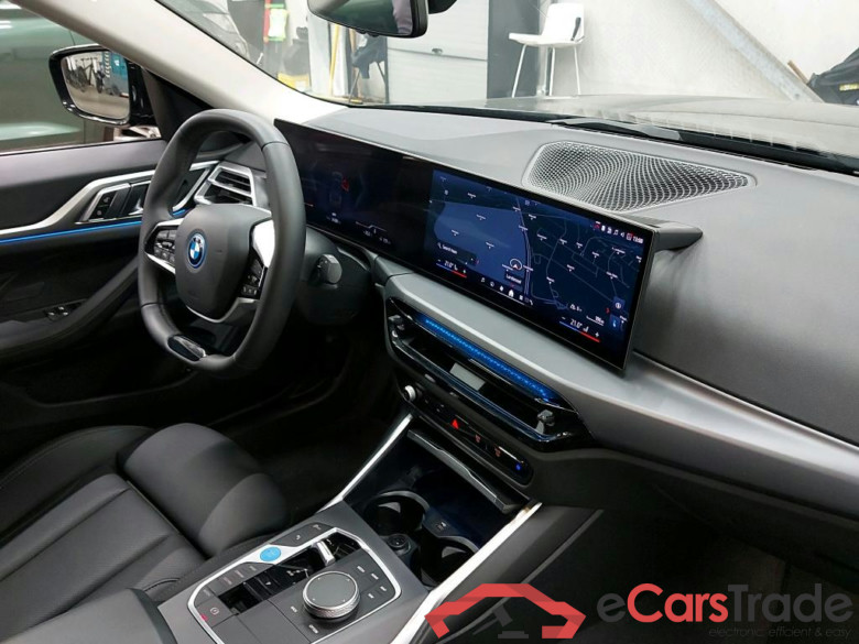 BMW I - BMW I4 eDrive40 340PK  With Climatic & Navigation & Heated Sport Seats & Cruise Control & 18 Inch BiColor Alloy   * ELECTRIC ** ELECTRIC * #3