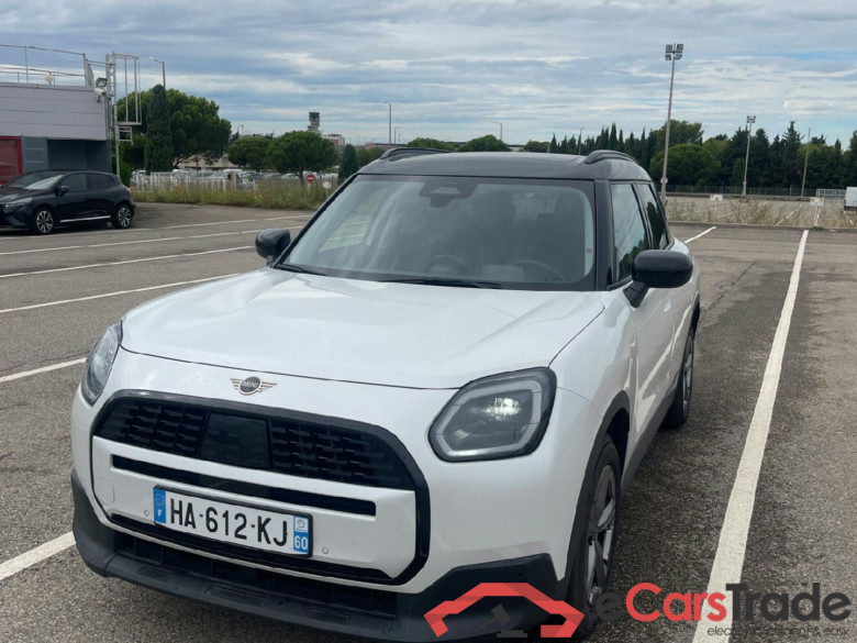 MINI COUNTRYMAN C 170 MILD HYB CLASSIC BVA nPREPARATION SHOWROOM #1