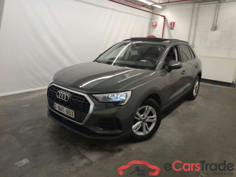 Audi Q3 35 TDI S Tronic Business Edition 5d #1