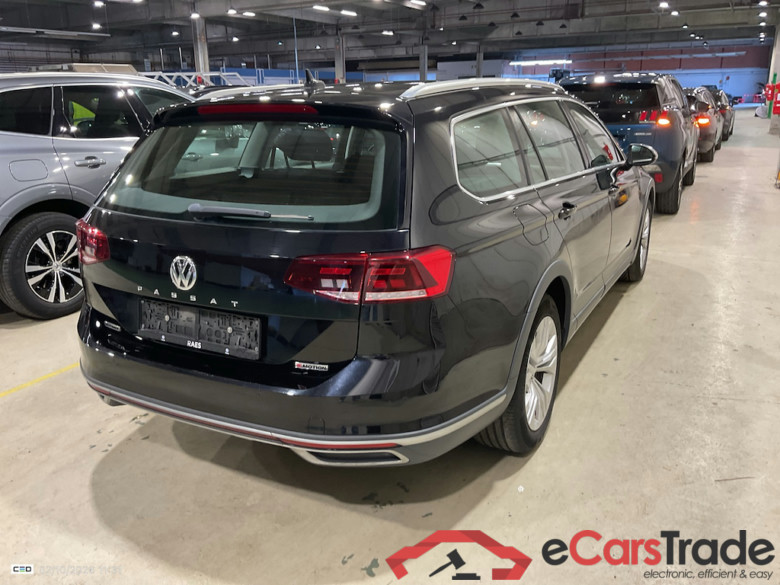 VOLKSWAGEN Passat 2.0 TDI SCR MSQ 4WD 176KW VAR. ALLTRACK #4