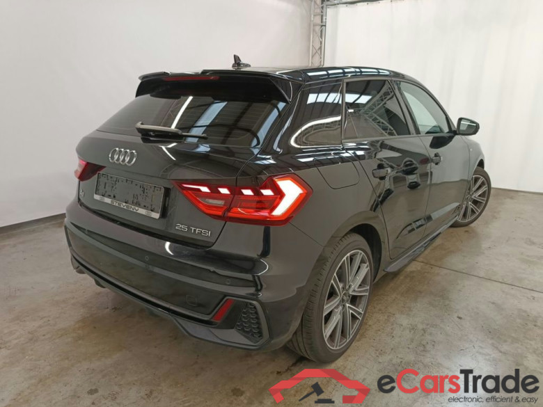 Audi A1 Sportback 1.0 25 TFSI 70kW S tronic S Line Busi Ed 5d #2