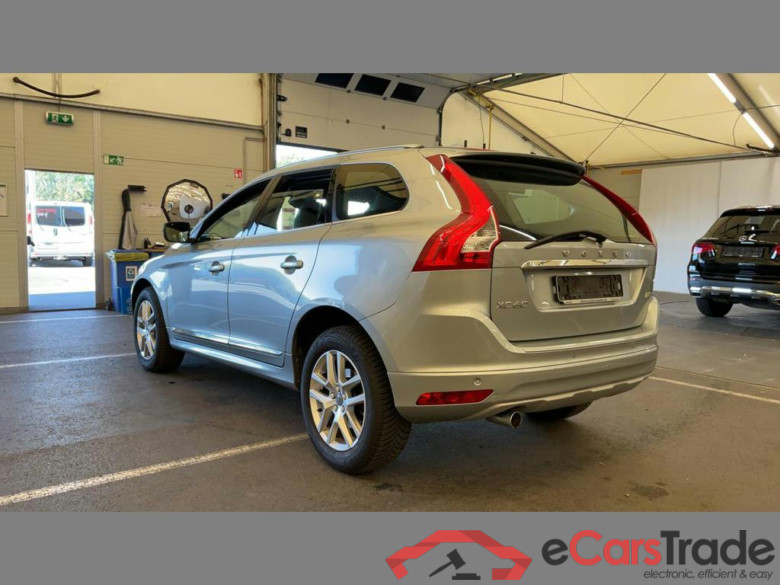 VOLVO XC60 Dsl 2.0 D3 Summum Geartronic #3