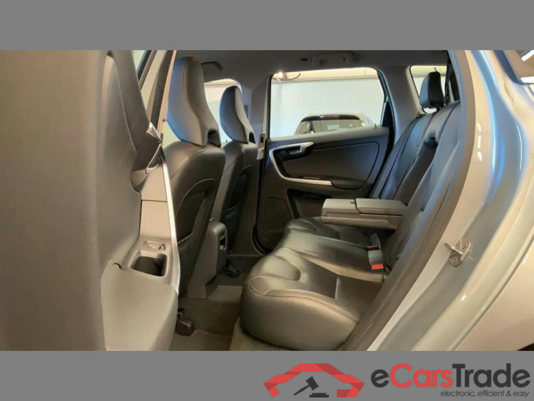VOLVO XC60 Dsl 2.0 D3 Summum Geartronic #5