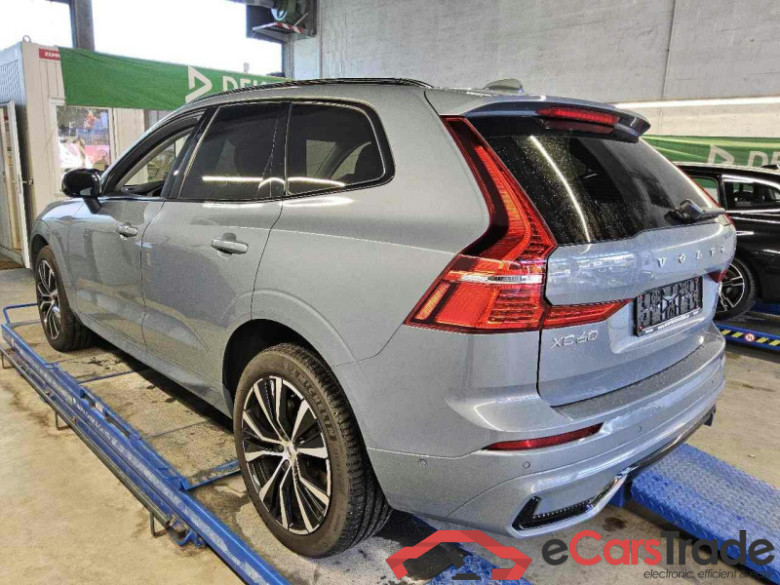 Volvo XC60 (03.2017->) DE - SUV5 B5 (Benzin) AWD EU6d, Ultimate Dark Mild-Hybrid, (Facelift) 2022 - 202 #4
