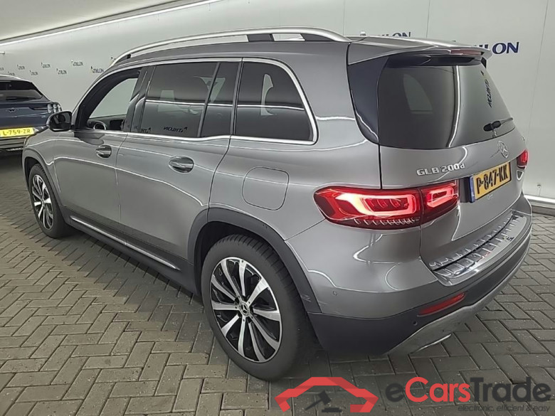 MERCEDES-BENZ GLB-Klasse 200 d 4MATIC DCT 5D 110kW #4