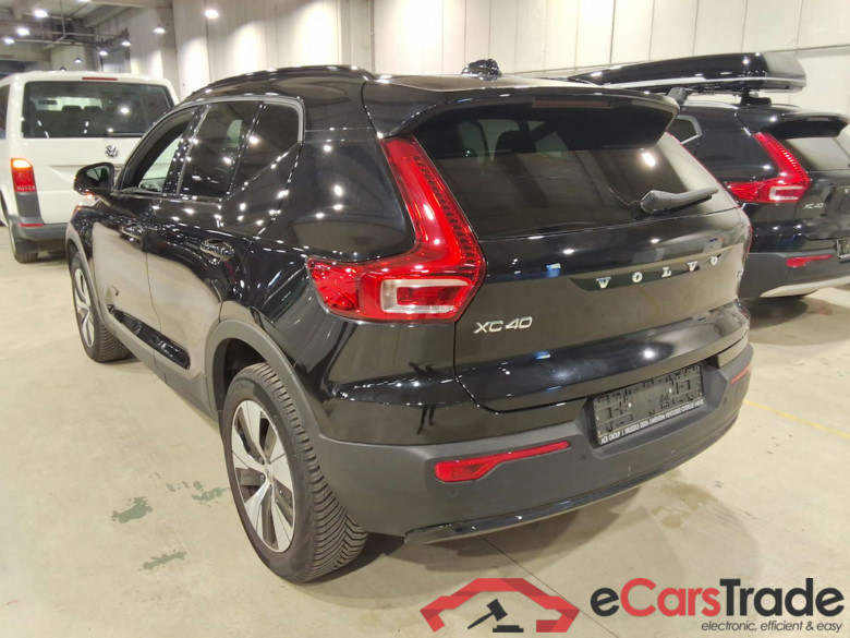 VOLVO XC40 1.5 T2 PLUS LIMITED EDITION AUTO #2